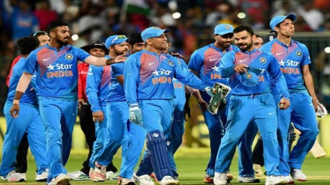 जानिए उन रोमांचक मैचों की कहानी , जिनमे भारत को आखिरी गेंद पर मिली जीत