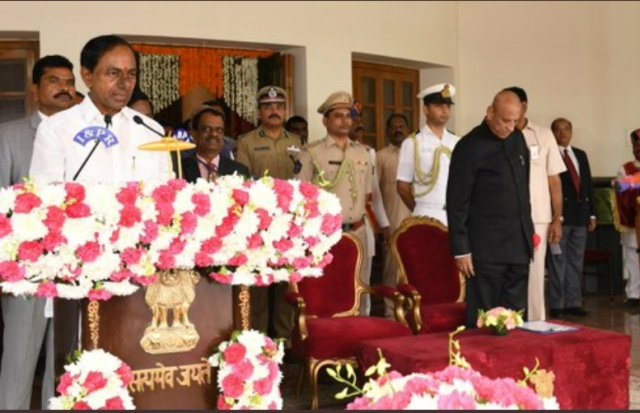 KCR ने दूसरी बार ली तेलंगाना के मुख्यमंत्री पद की शपथ
