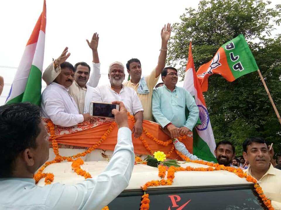 मुजफ्फरनगर में BJP प्रदेश अध्यक्ष स्वतंत्र देव की कटी उंगली, प्रदेश में हड़कंप