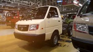 ऑटो कंपनी Ashok Leyland पे मंदी की मार, वाहनों की बिक्री में 57 फीसदी गिरावट