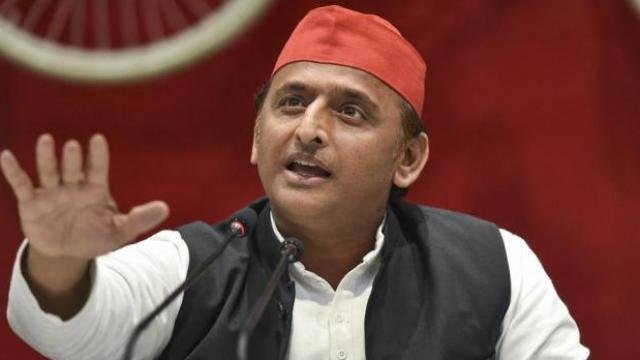 हिंदूवादी नेता की हत्या पर समाजवादी पार्टी ने योगी सरकार से माँगा इस्तीफा