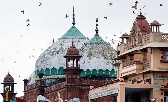 श्रीकृष्ण जन्मस्थान परिसर मथुरा से नहीं हटेगी ईदगाह मस्जिद, कोर्ट ने खारिज की याचिका