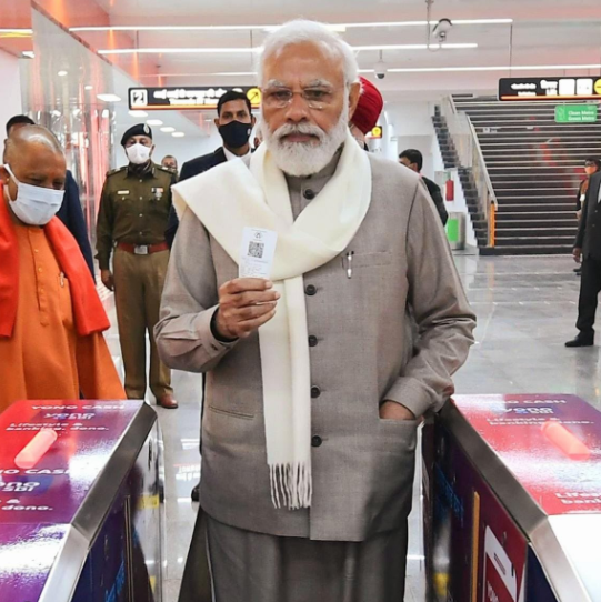 कानपुर को मेट्रो रेल की सौगात, योगी ने मोदी का किया धन्यवाद